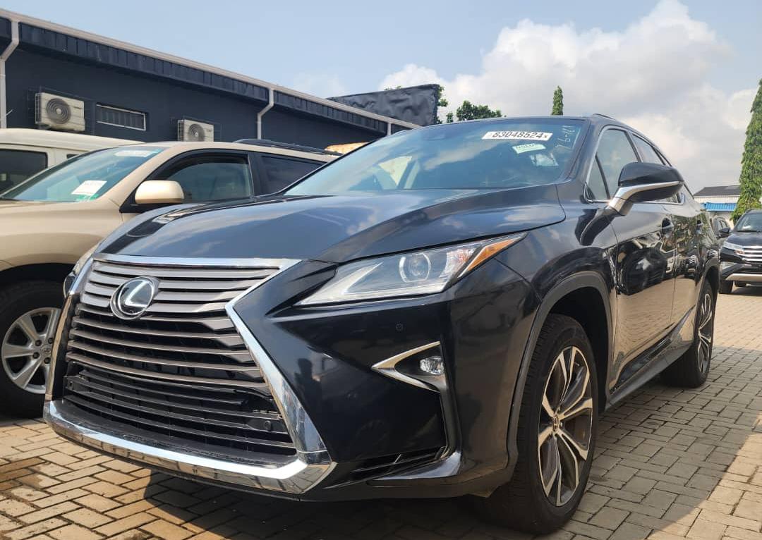 Lexus RX350L (2018) - Image 8