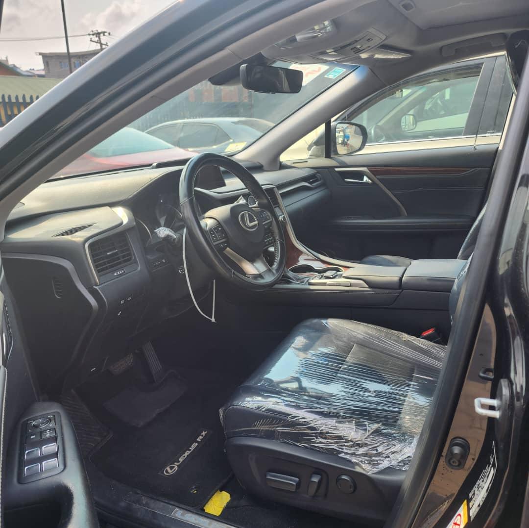 Lexus RX350L (2018) - Image 5