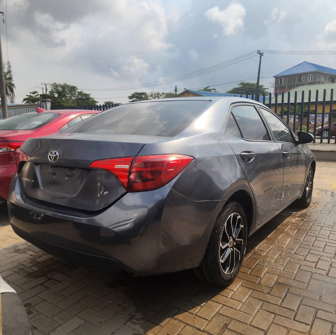 Toyota Corolla (2017) - Image 6