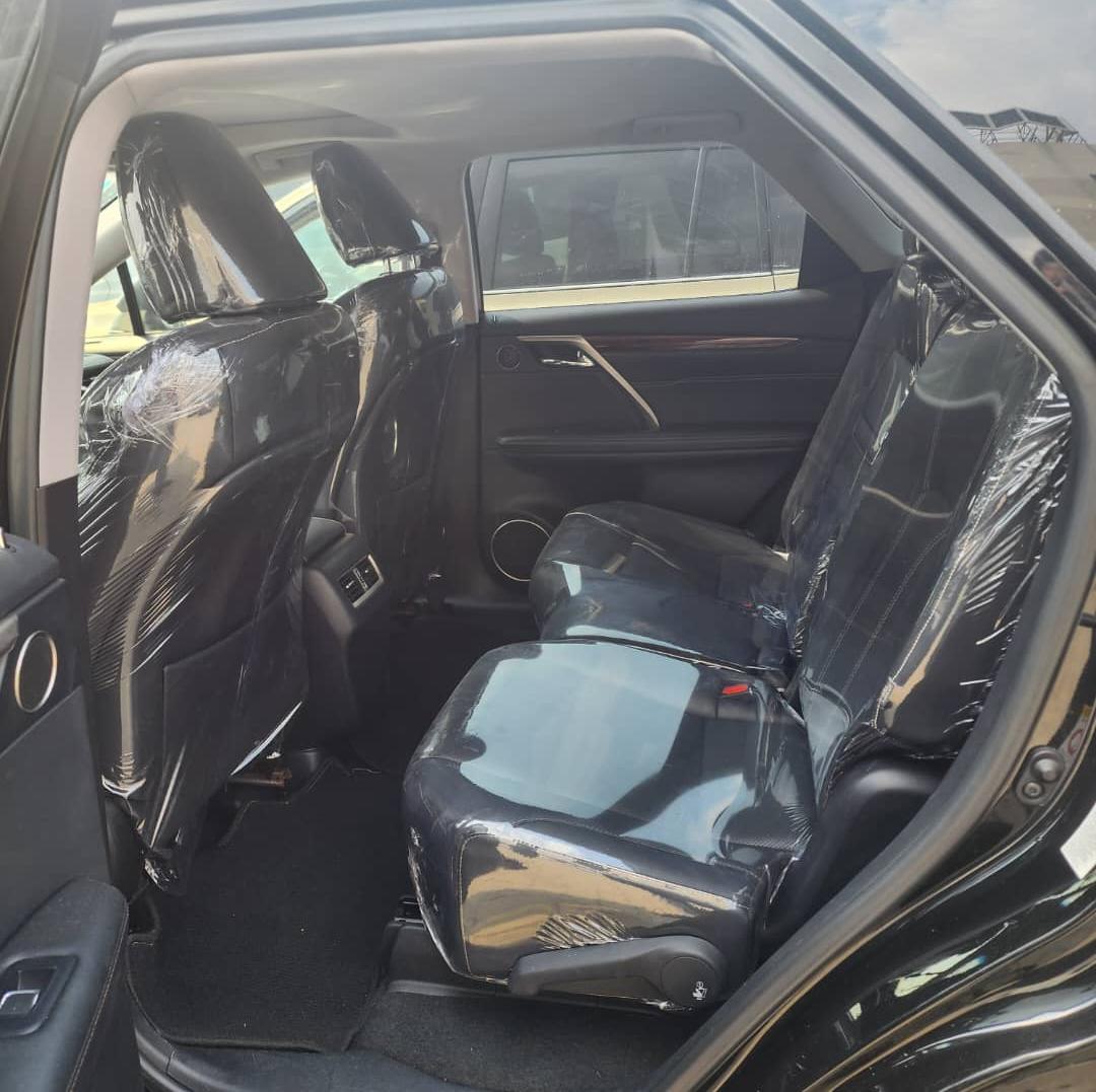 Lexus RX350L (2018) - Image 4