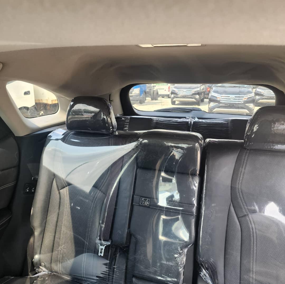 Lexus RX350L (2018) - Image 3