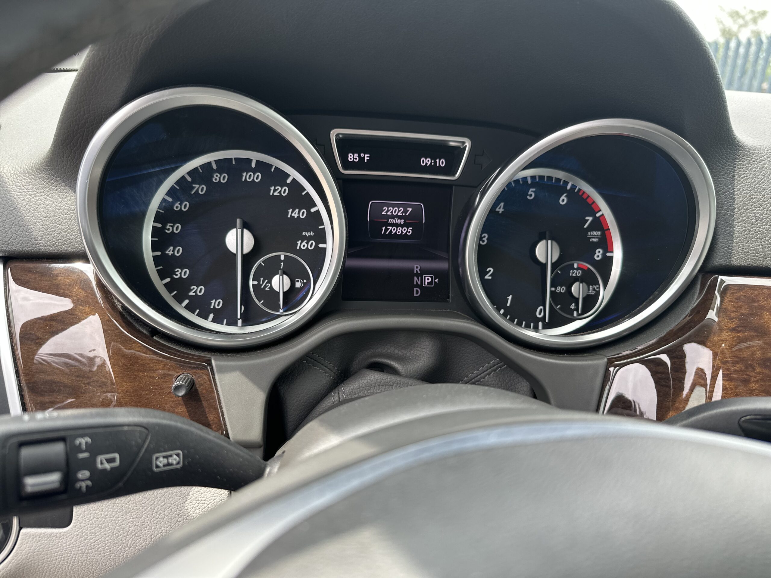 Benz ML350 4Matic (2013) - Image 8
