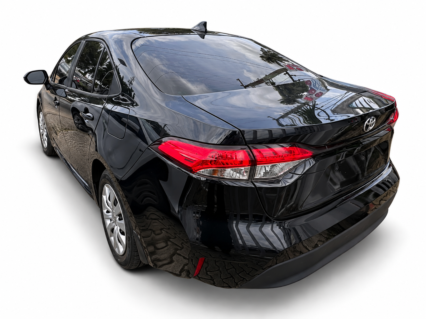 Toyota Corolla (2023) - Image 10