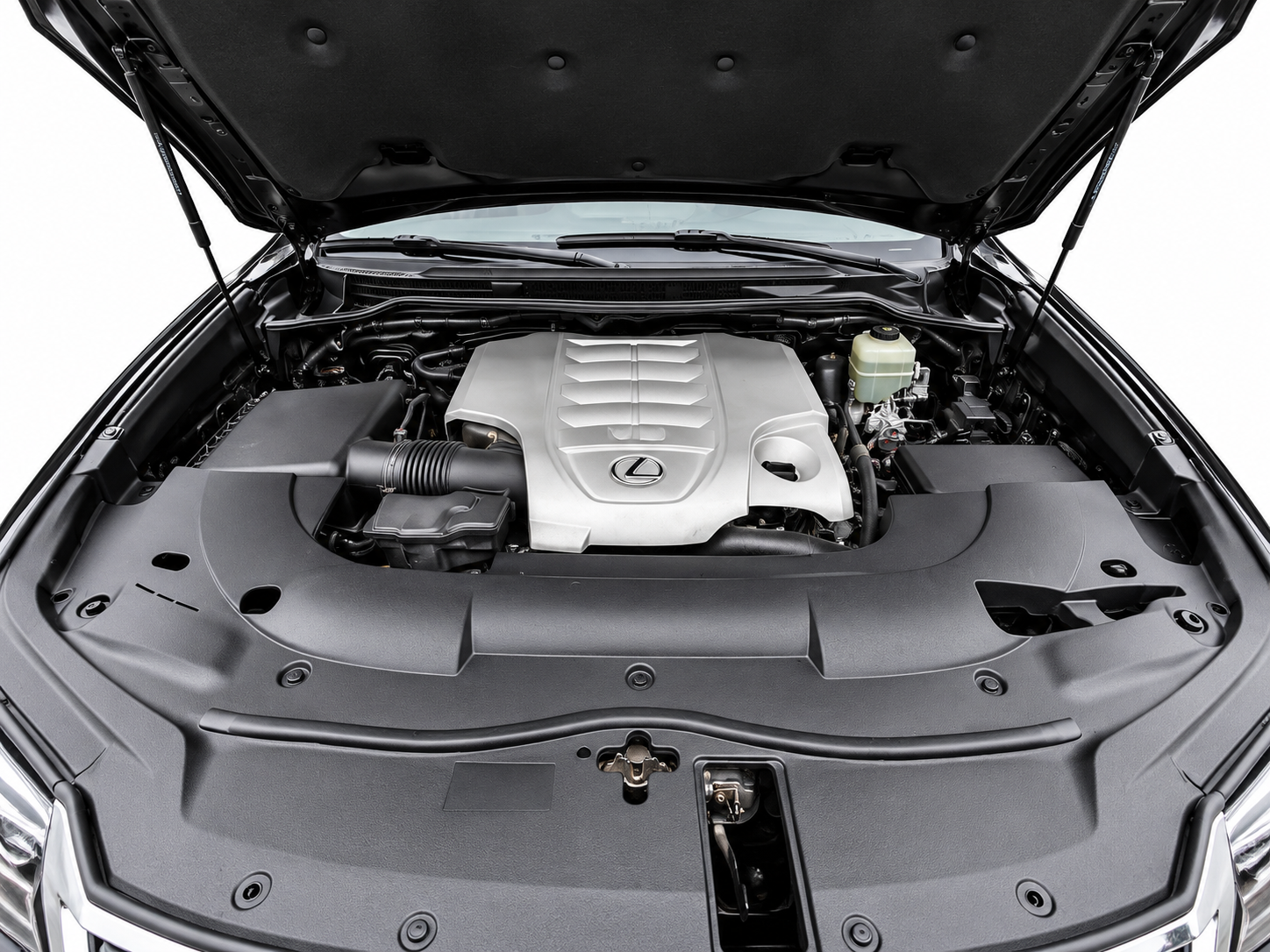 Lexus LX 570 (2017) - Image 5