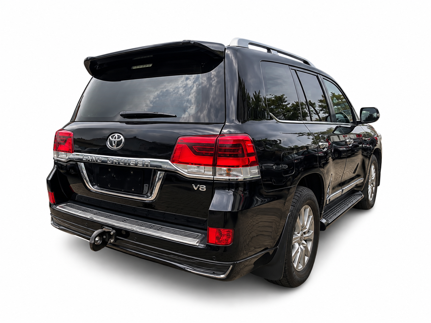 Toyota Land Cruiser V8 (2021) - Image 6